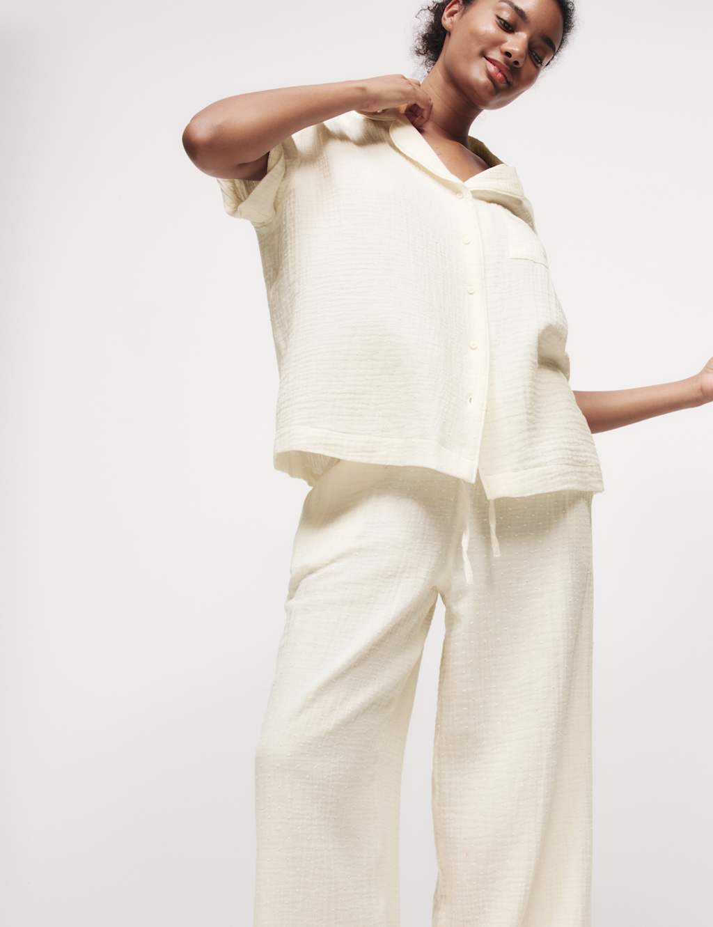 Pure Cotton Dobby Muslin Revere Pyjama Set 4 of 5
