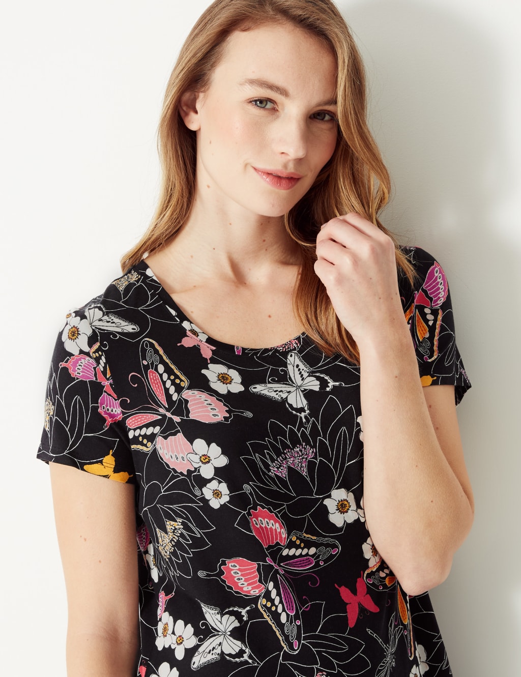 Butterfly Short Sleeve Nightdress 4 of 4
