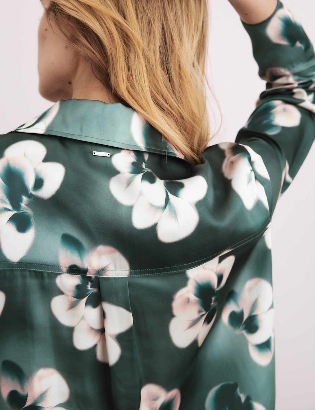 Dream Satin™ Floral Pyjama Top 3 of 4