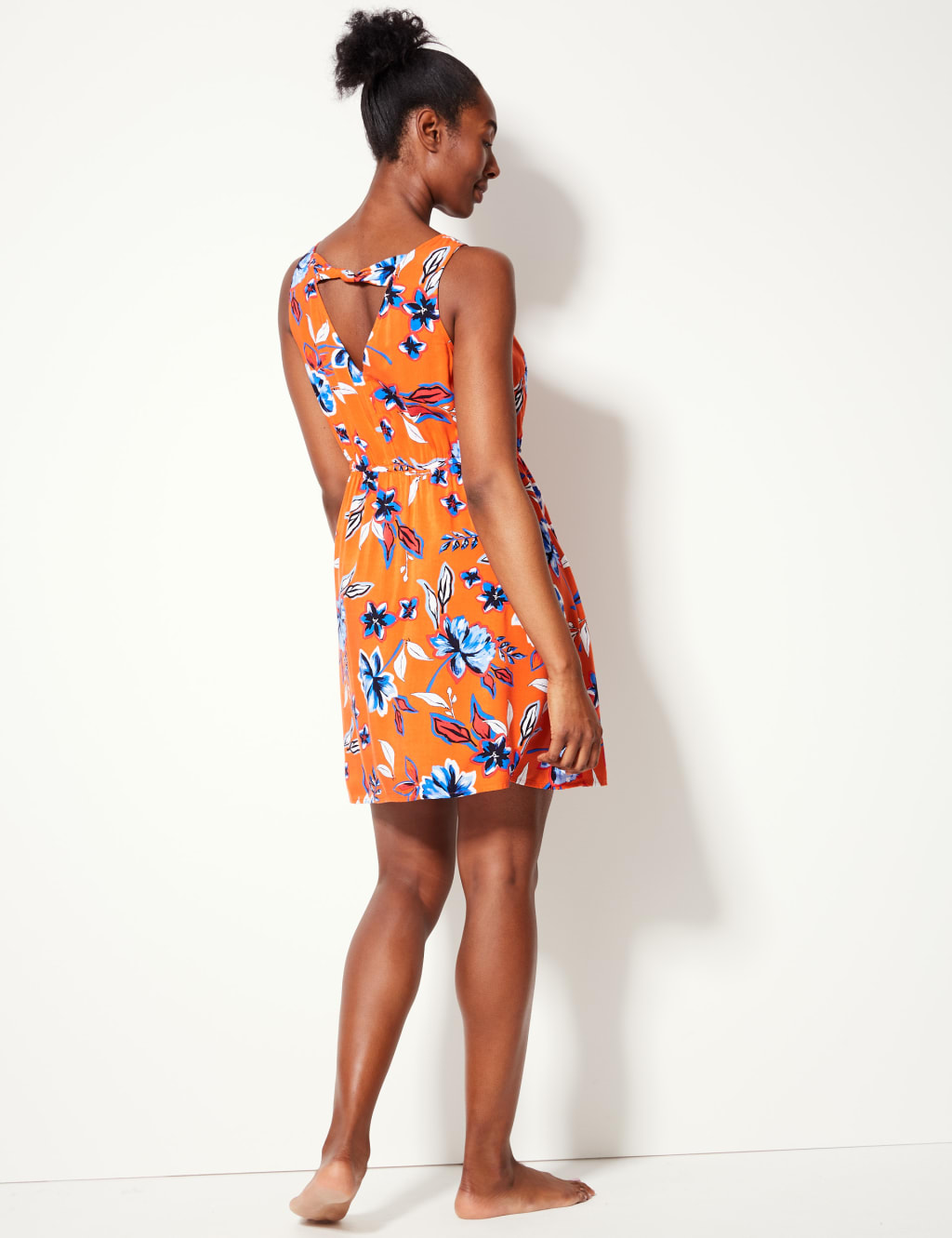 Knot sisters blossom dress shop