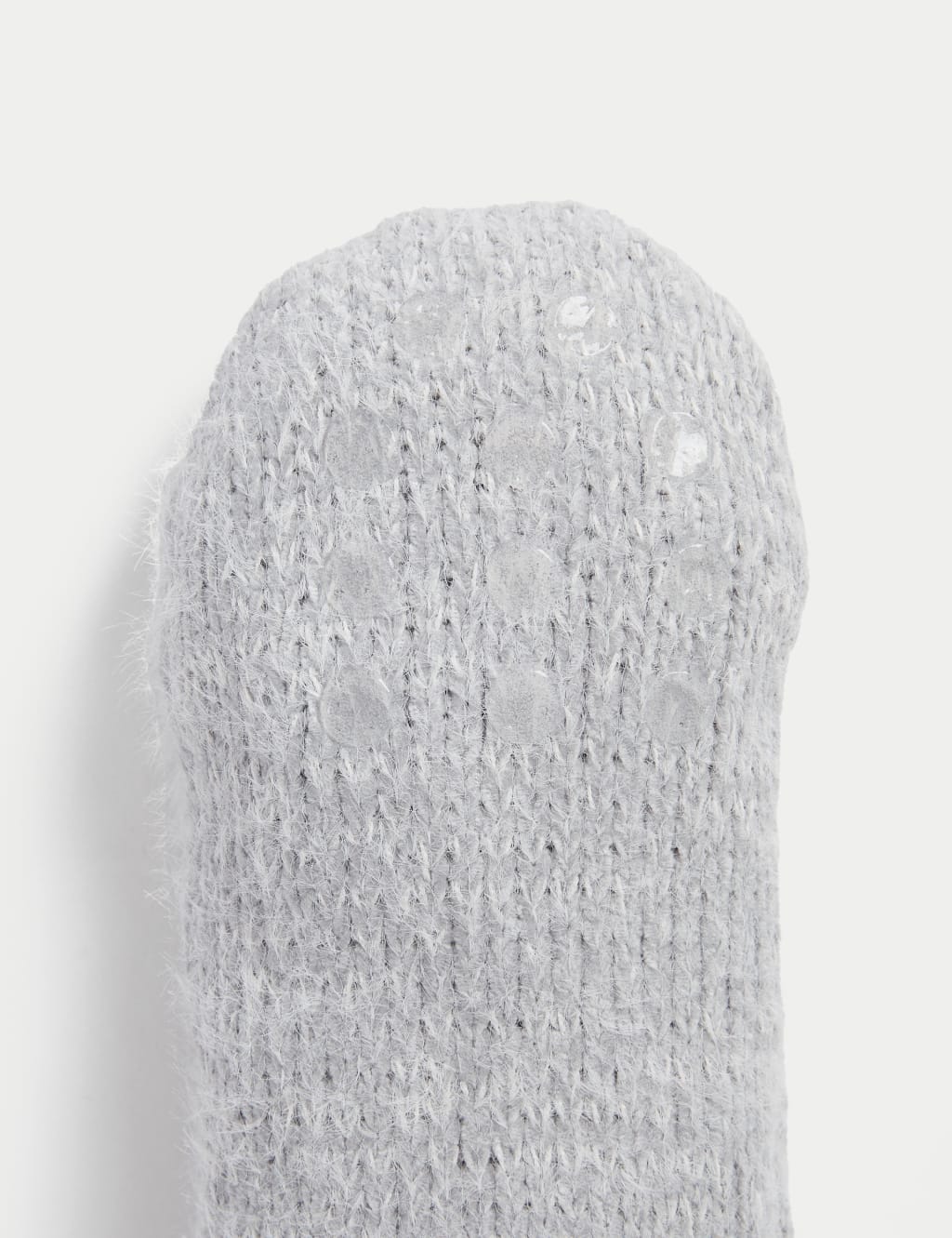 Cable Knit Low Cut Slipper Socks 2 of 3