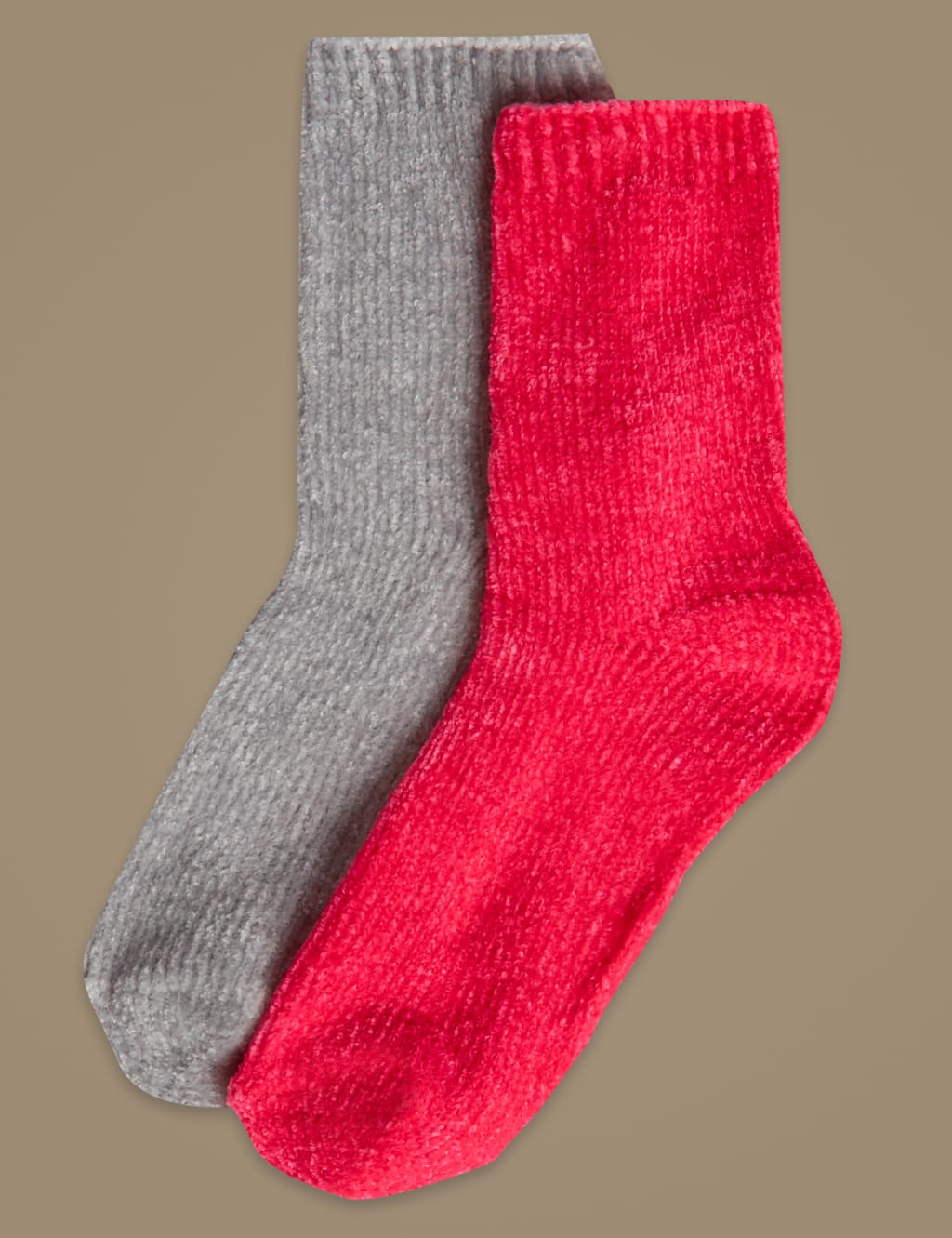 2 Pair Pack Chenille Ankle High Socks 3 of 3