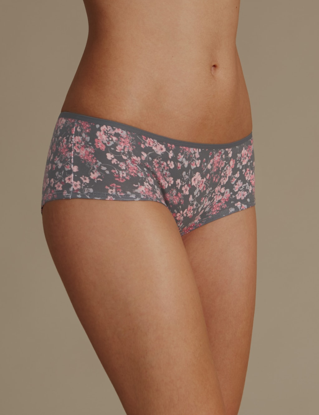 5 Pack Cotton Rich Low Rise Shorts 3 of 5