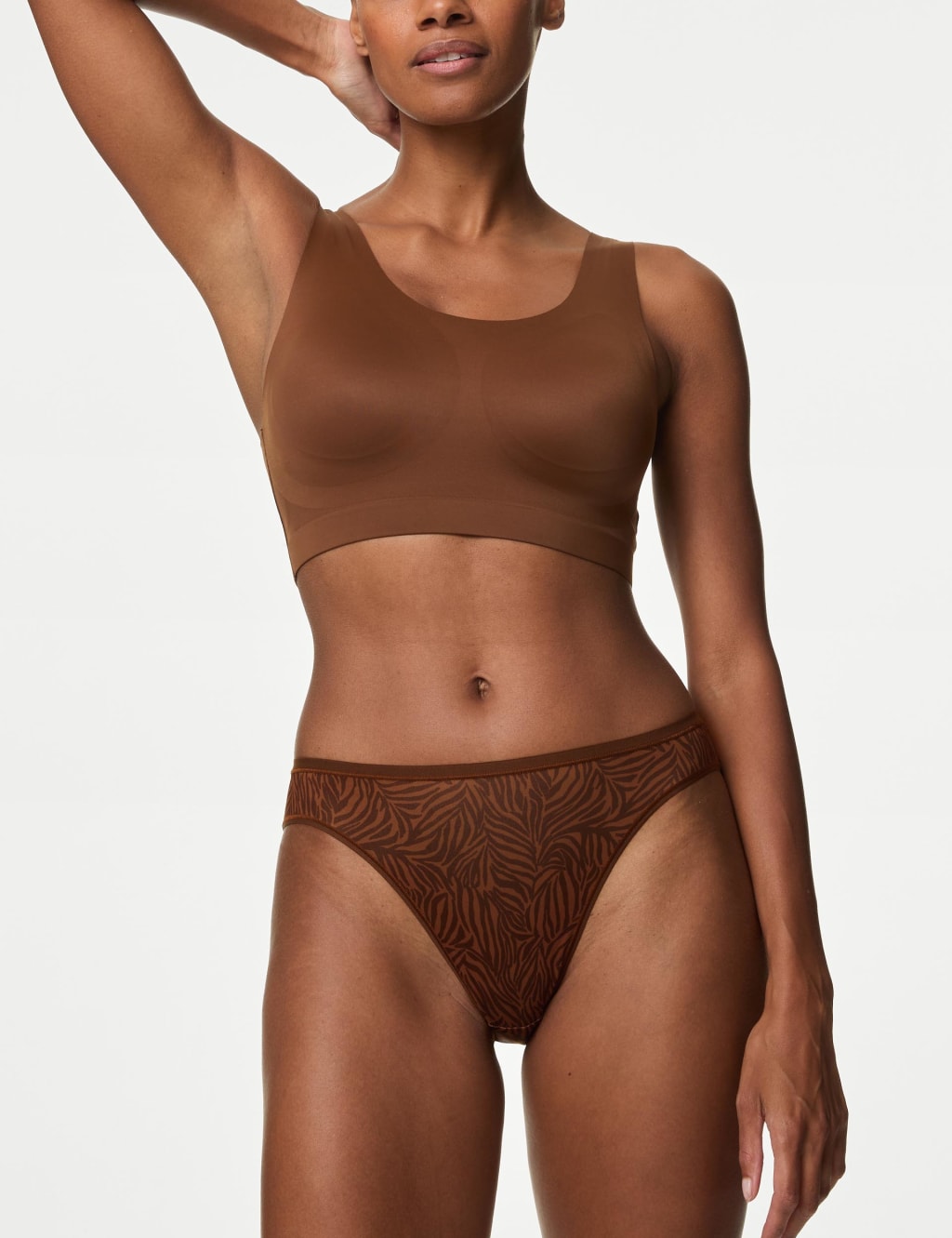 5pk Microfibre High Leg Knickers 2 of 4