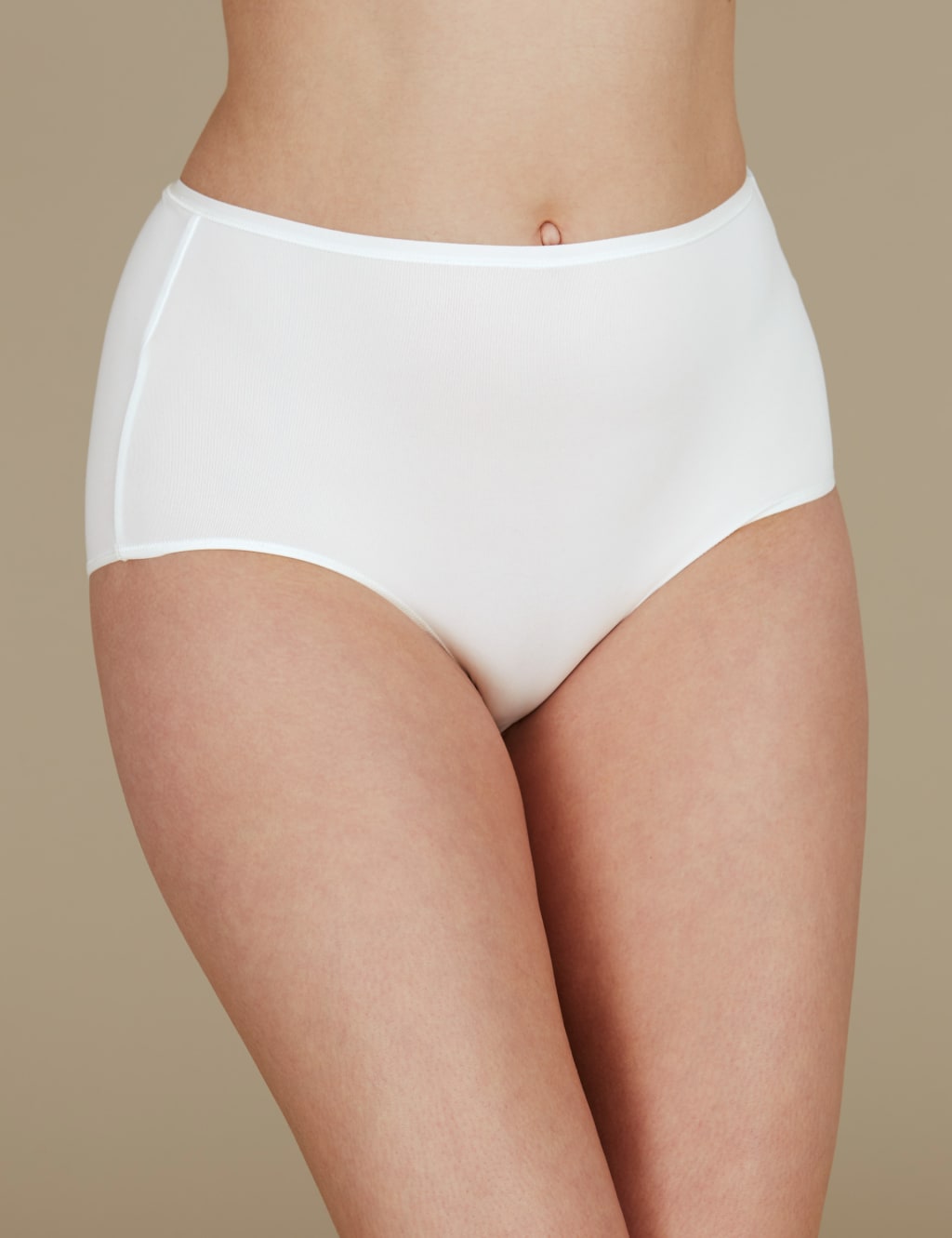 5 Pack Microfiber No VPL Full Brief Knickers 3 of 4