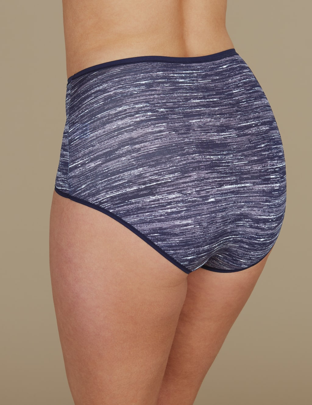 5 Pack Microfiber No VPL Full Brief Knickers 4 of 4