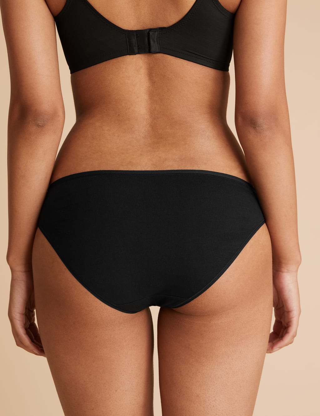 5pk No VPL Cotton Lycra® Bikini Knickers 3 of 4