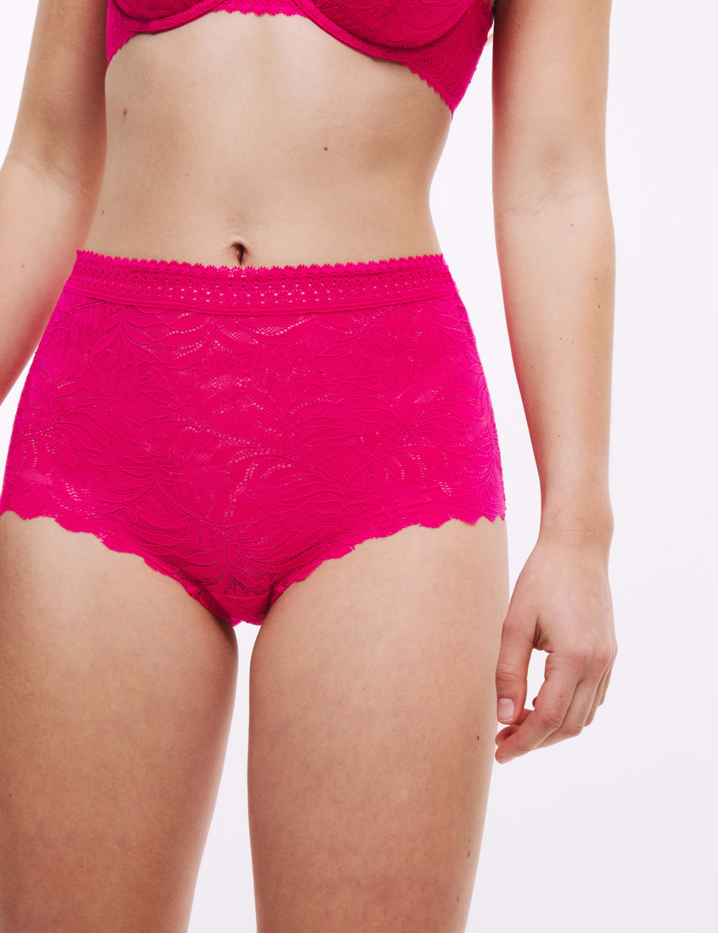 3pk Flexifit™ Lace Full Briefs 2 of 5