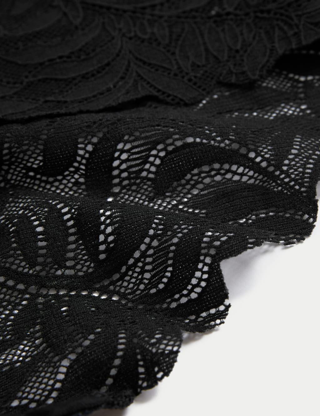 3pk Flexifit™ Lace Full Briefs 6 of 6