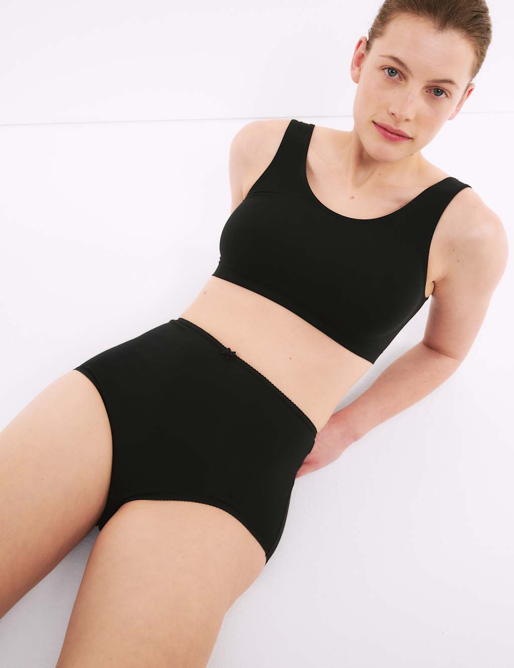 10pk Cotton Lycra® Full Briefs 3 of 6