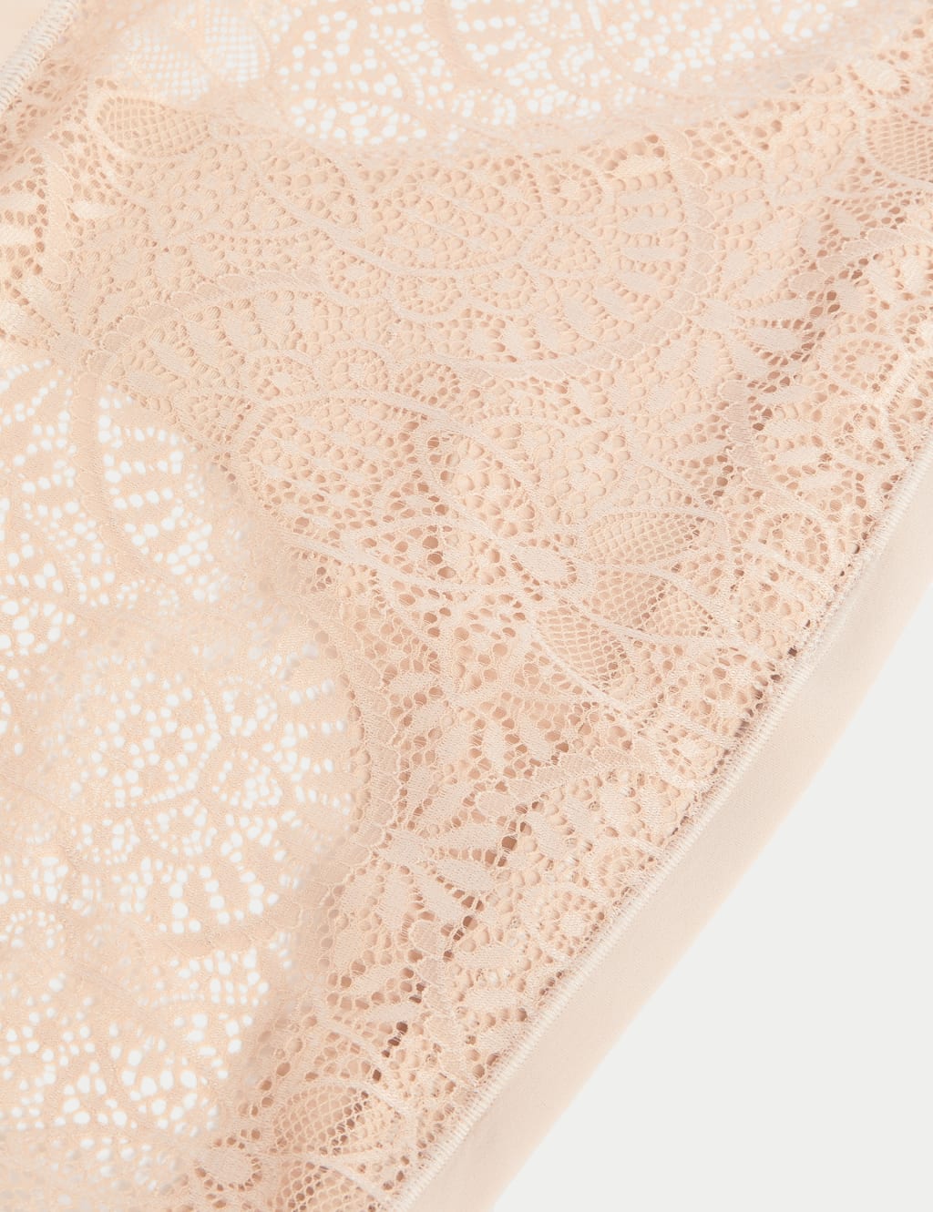 3pk Body Soft™ Lace Bikini Knickers 5 of 5