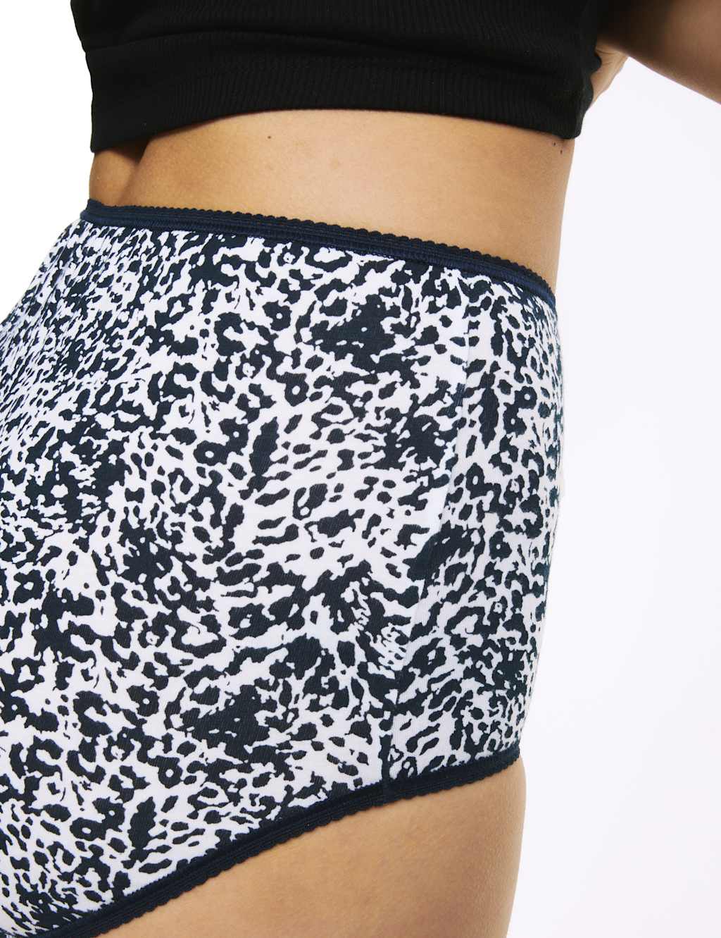 5pk Cotton Lycra™ Printed Full Briefs 5 of 6