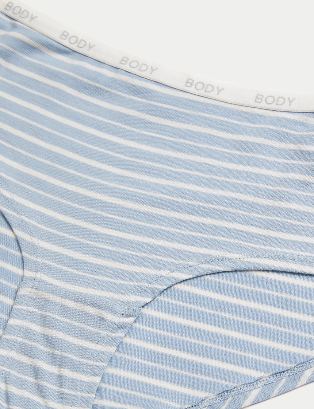 4pk Cotton Rich Low Rise Shorts 5 of 5
