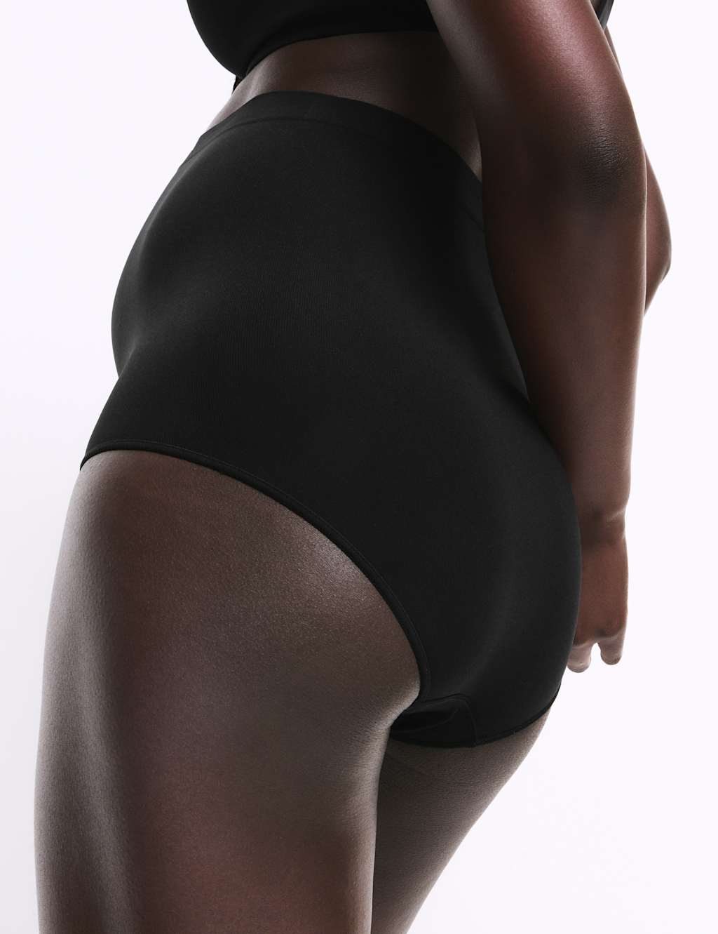 3pk Seamless Over Bump Maternity Briefs 6 of 7
