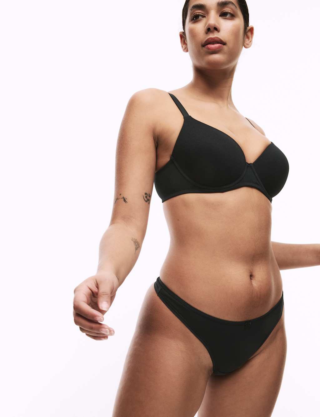 10pk Cotton Lycra® Thongs 3 of 5