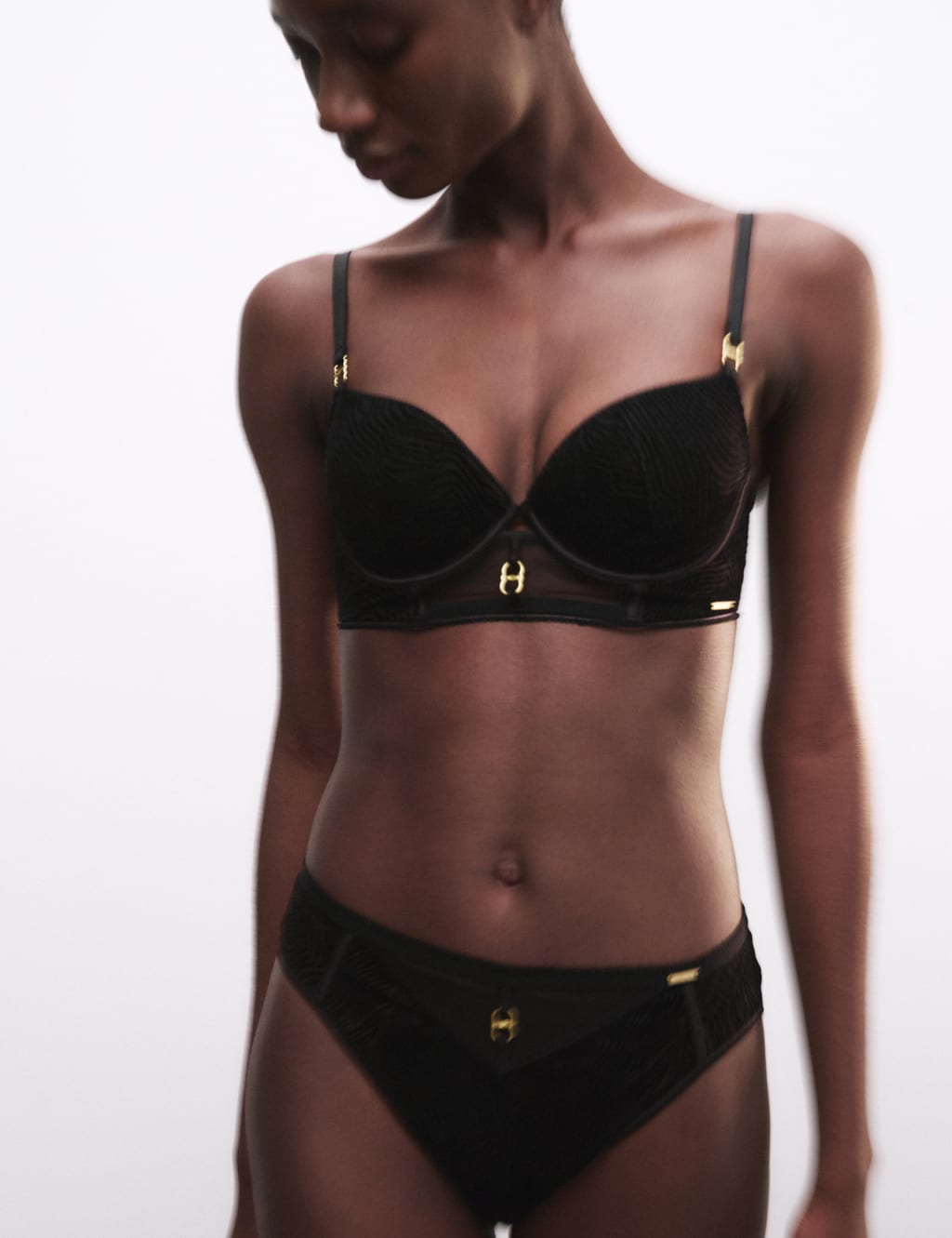 Oslo Wired Longline Balcony Bra (A-E) 5 of 7