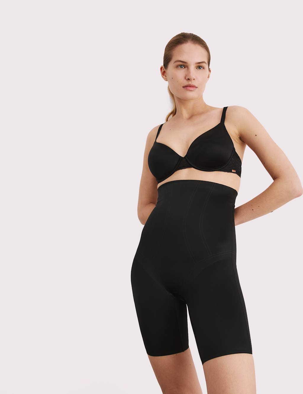 ContourWear Wired Full Cup Bra A-E 4 of 7
