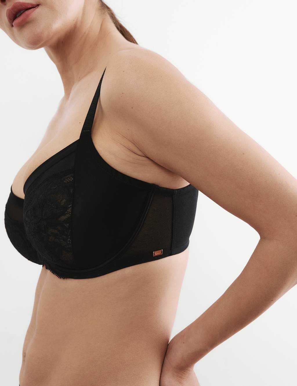 Silk & Lace Wired Minimiser Bra (C-G) 4 of 7