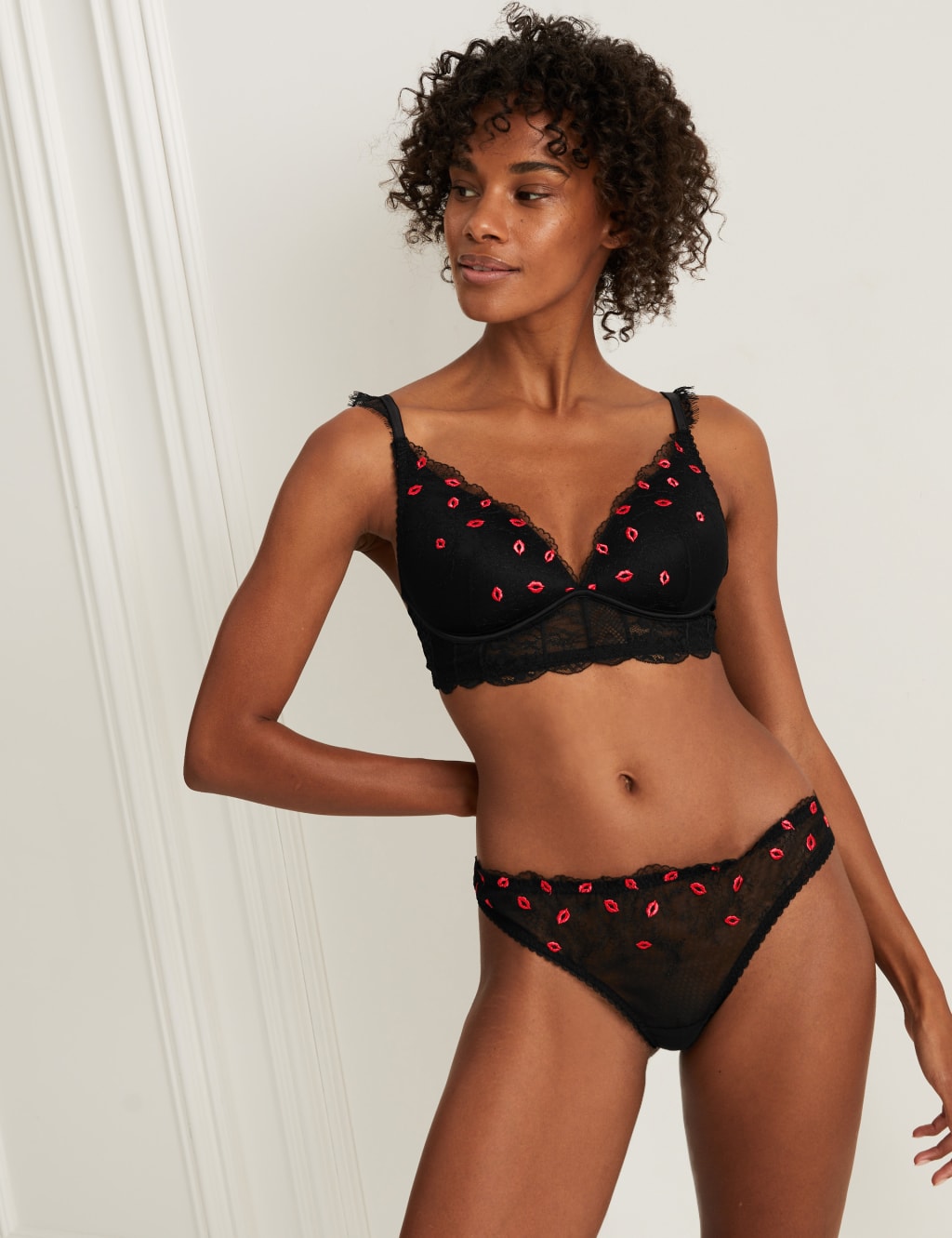 Kalina Embroidery Non Wired Plunge Bra A-E 3 of 7
