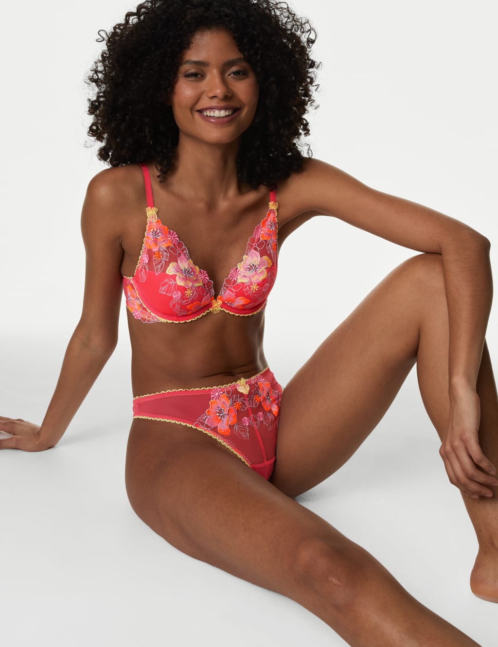 Josefine Embroidered Wired Plunge Bra (A-E) 5 of 7