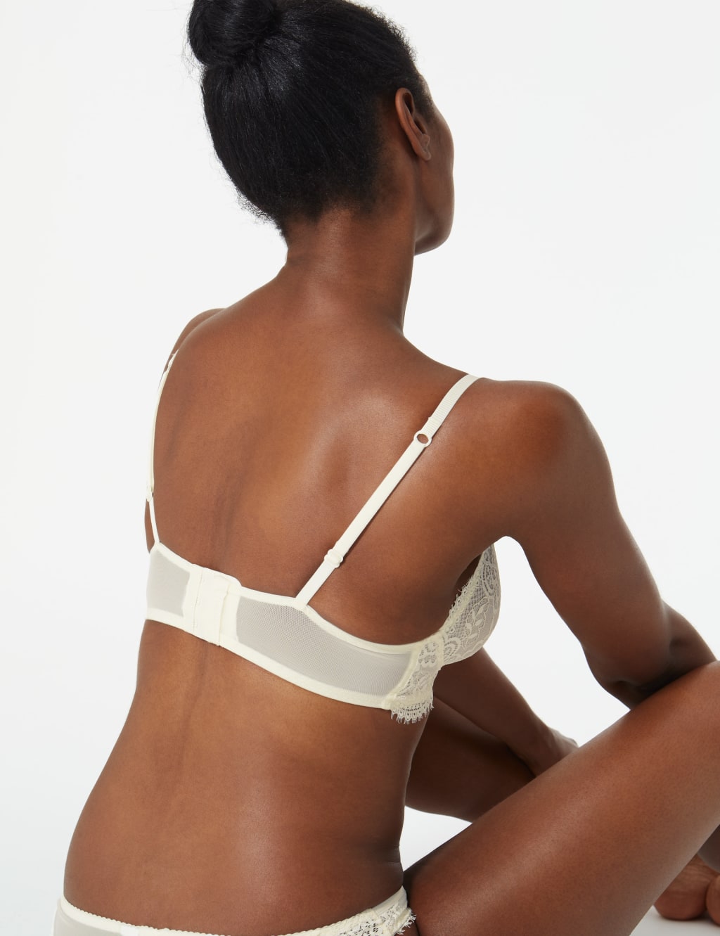Crochet Lace Non-Padded Bralet 4 of 4