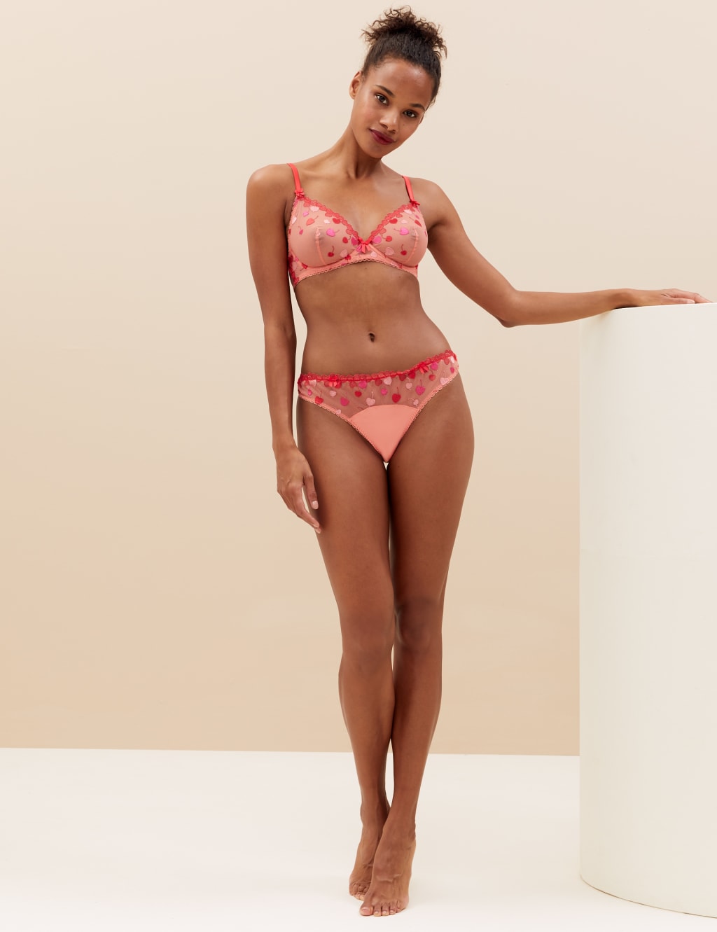Christelle Embroidered Plunge Bra A-E 5 of 7