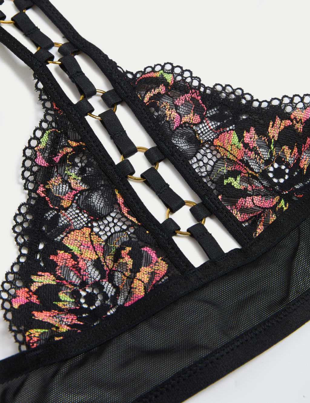 Vera Lace Wired Push-Up Plunge Bra (A-E) 6 of 7