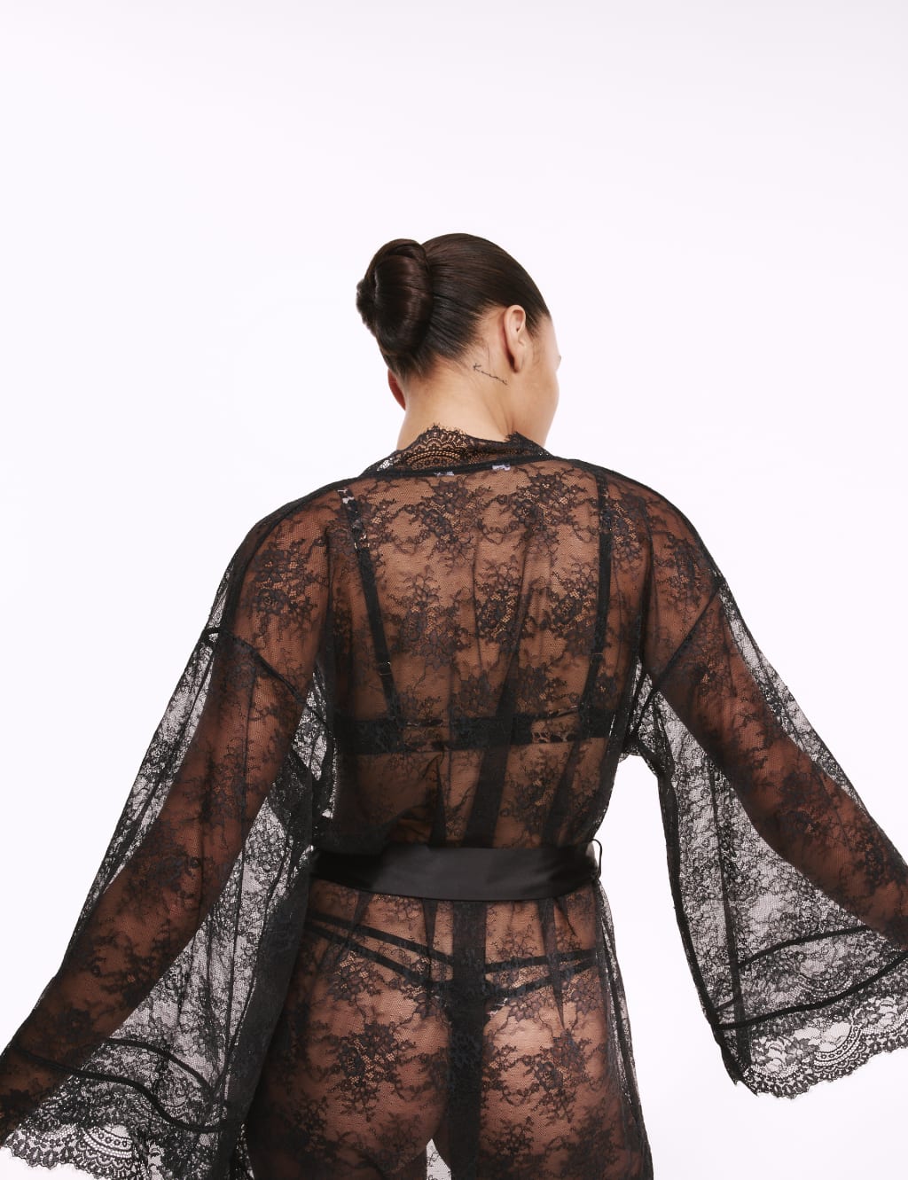 Lace Robe 5 of 8