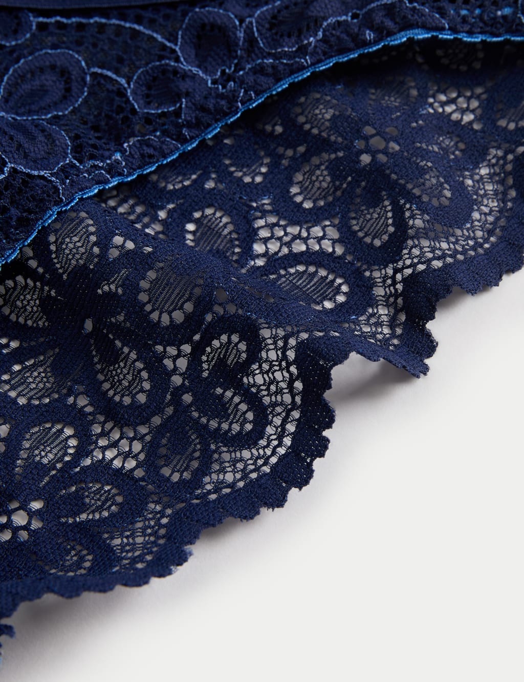 2pk Cleo Lace Bikini Knickers 6 of 6