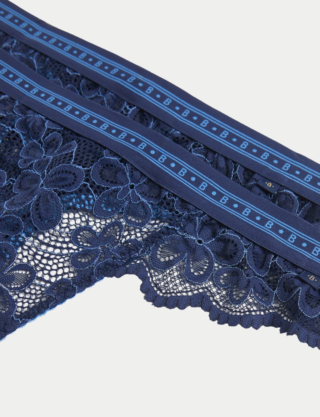 2pk Cleo Lace Thongs 5 of 5