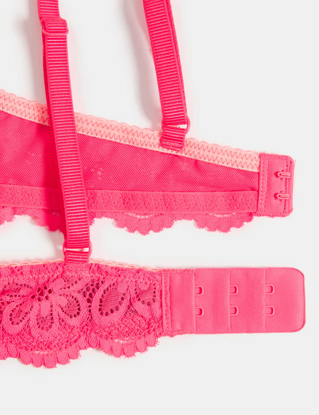 Hanna Glossie Wired Plunge Bra (A-E) 6 of 6