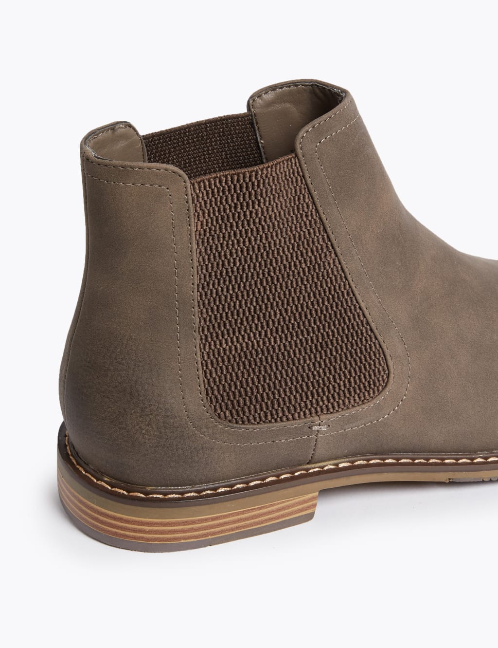 Chelsea Boots 4 of 5