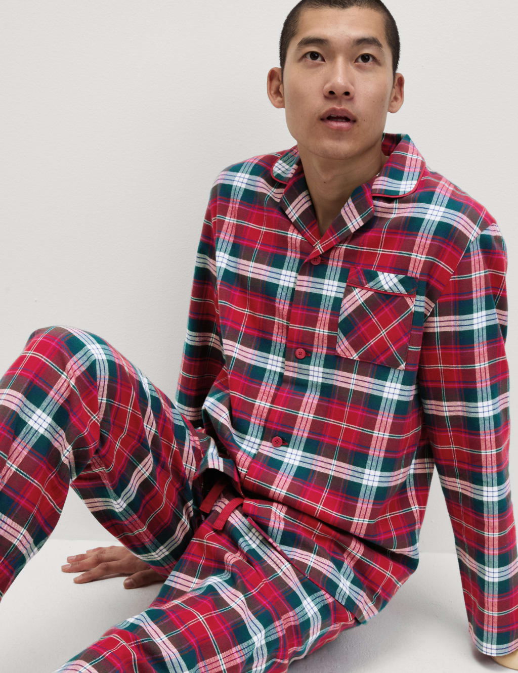 Pajamas for him online