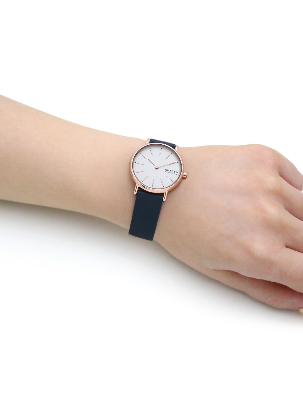 Skagen Signatur Navy Leather Watch 7 of 7