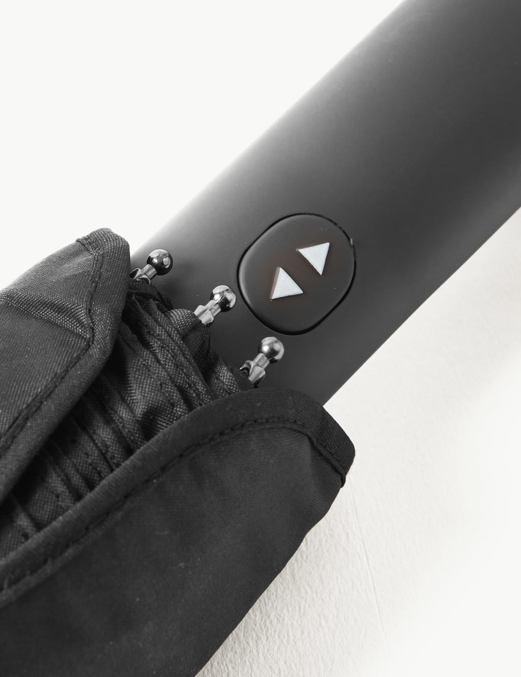 Travel Umbrella with Stormwear™ & Windtech™ 3 of 7