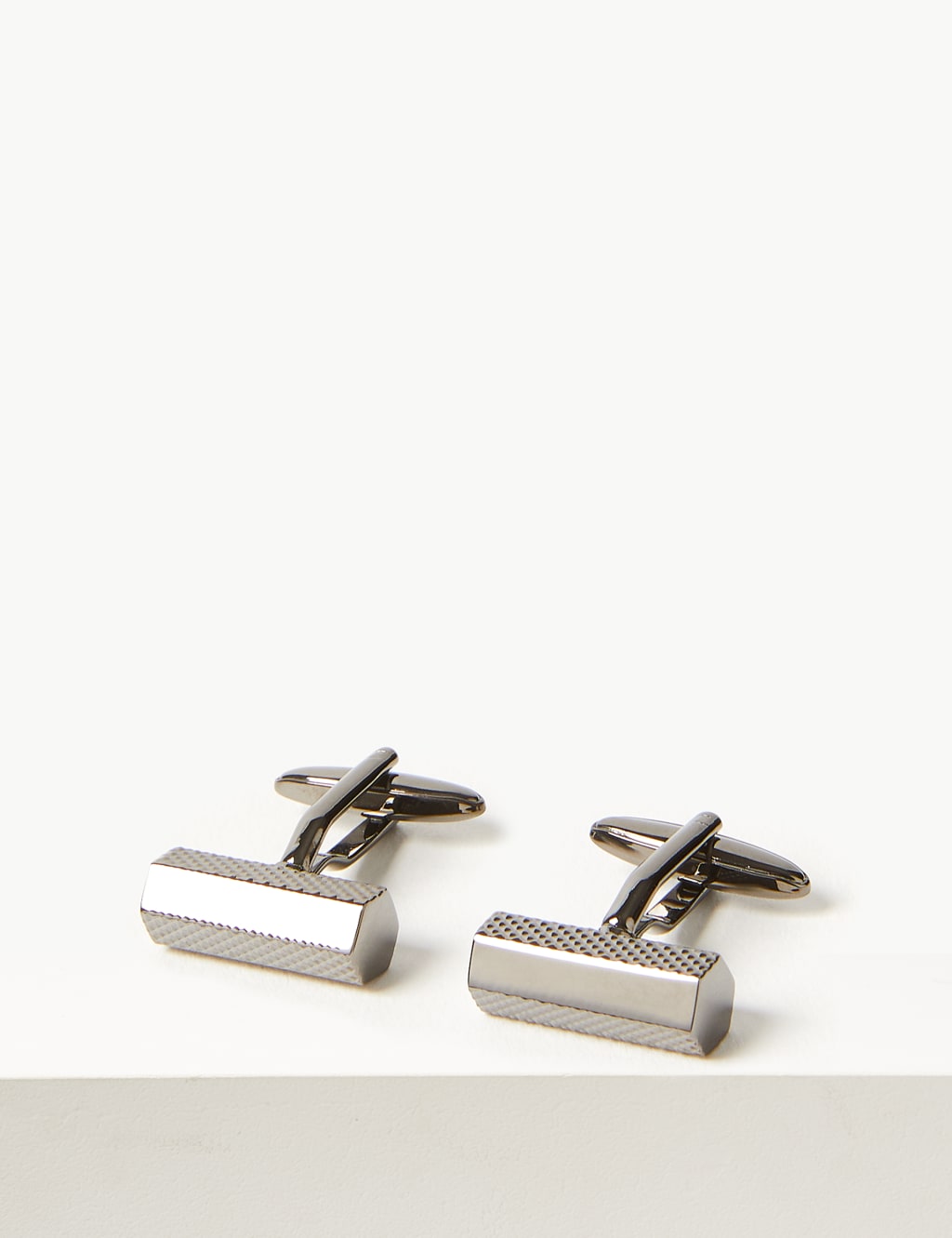 Textured Barrel Cufflinks 1 of 4