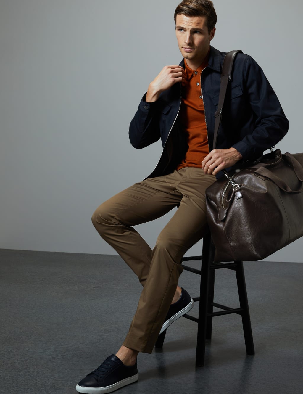 Casual Leather Large Holdall 7 of 9