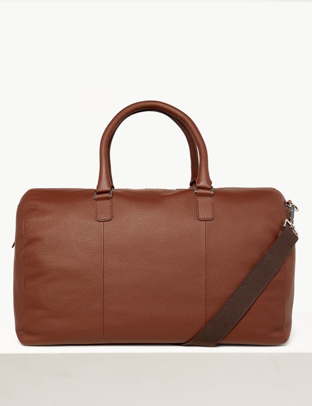 M and s weekend bag cheap