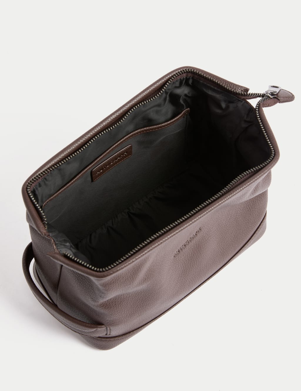 Leather Pebble Grain Washbag 2 of 3
