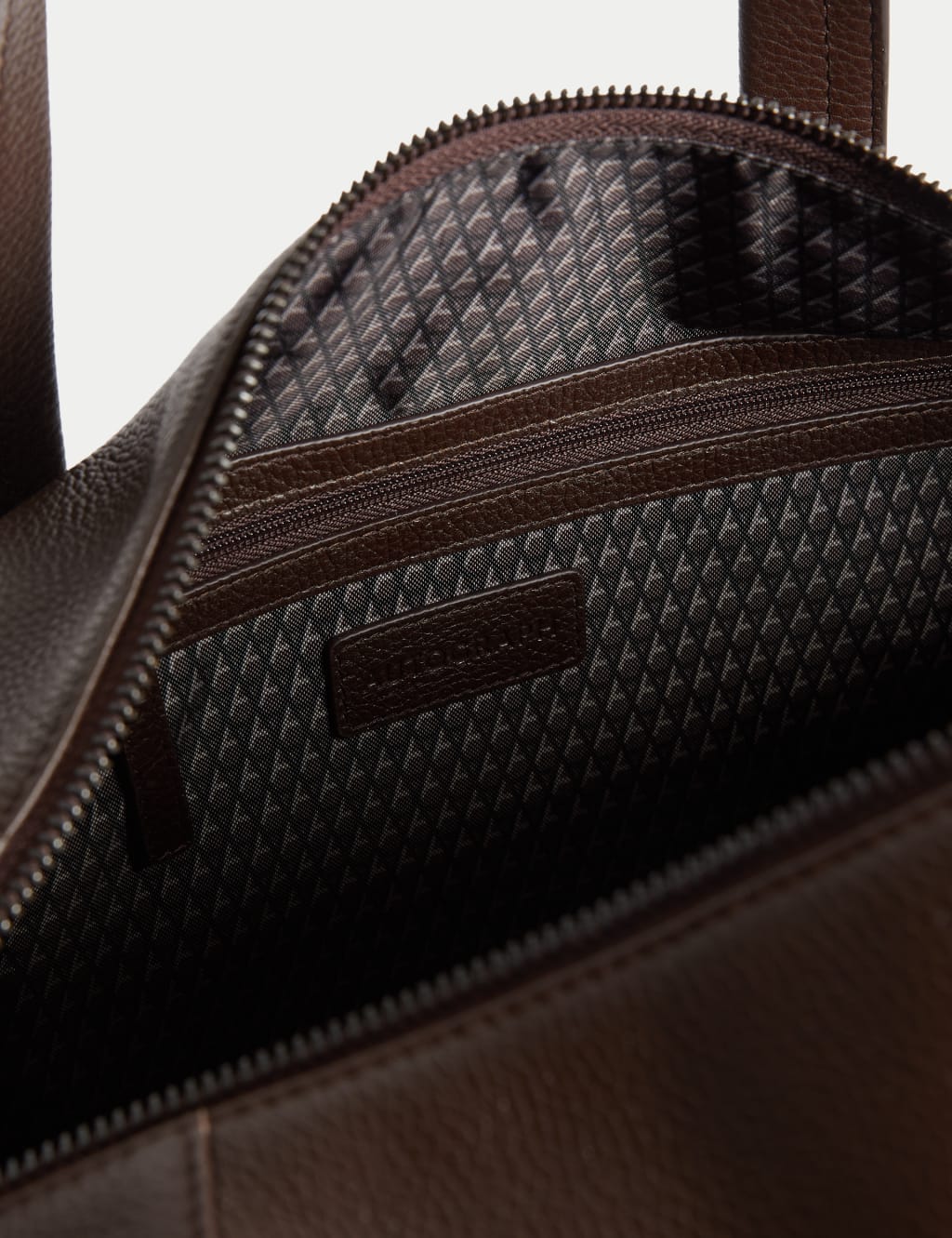Casual Leather Weekend Bag 4 of 4