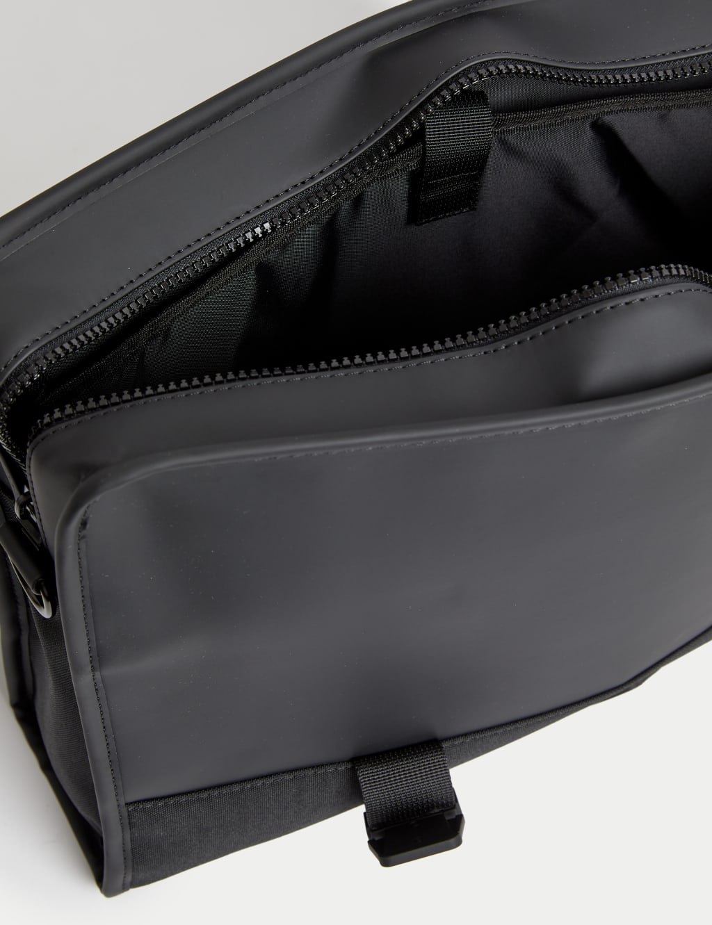 Waterproof leather messenger bag new arrivals