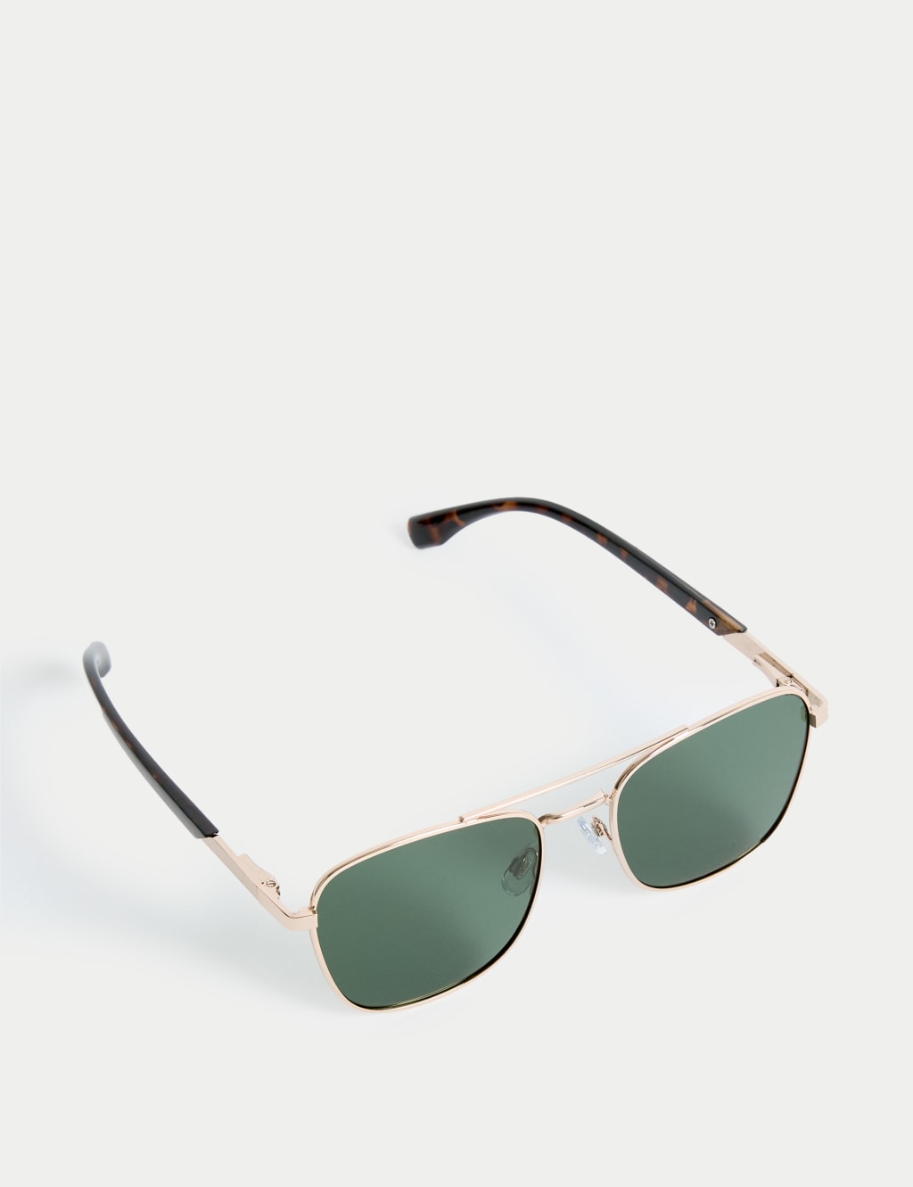 Navigator Polarised Sunglasses 2 of 2
