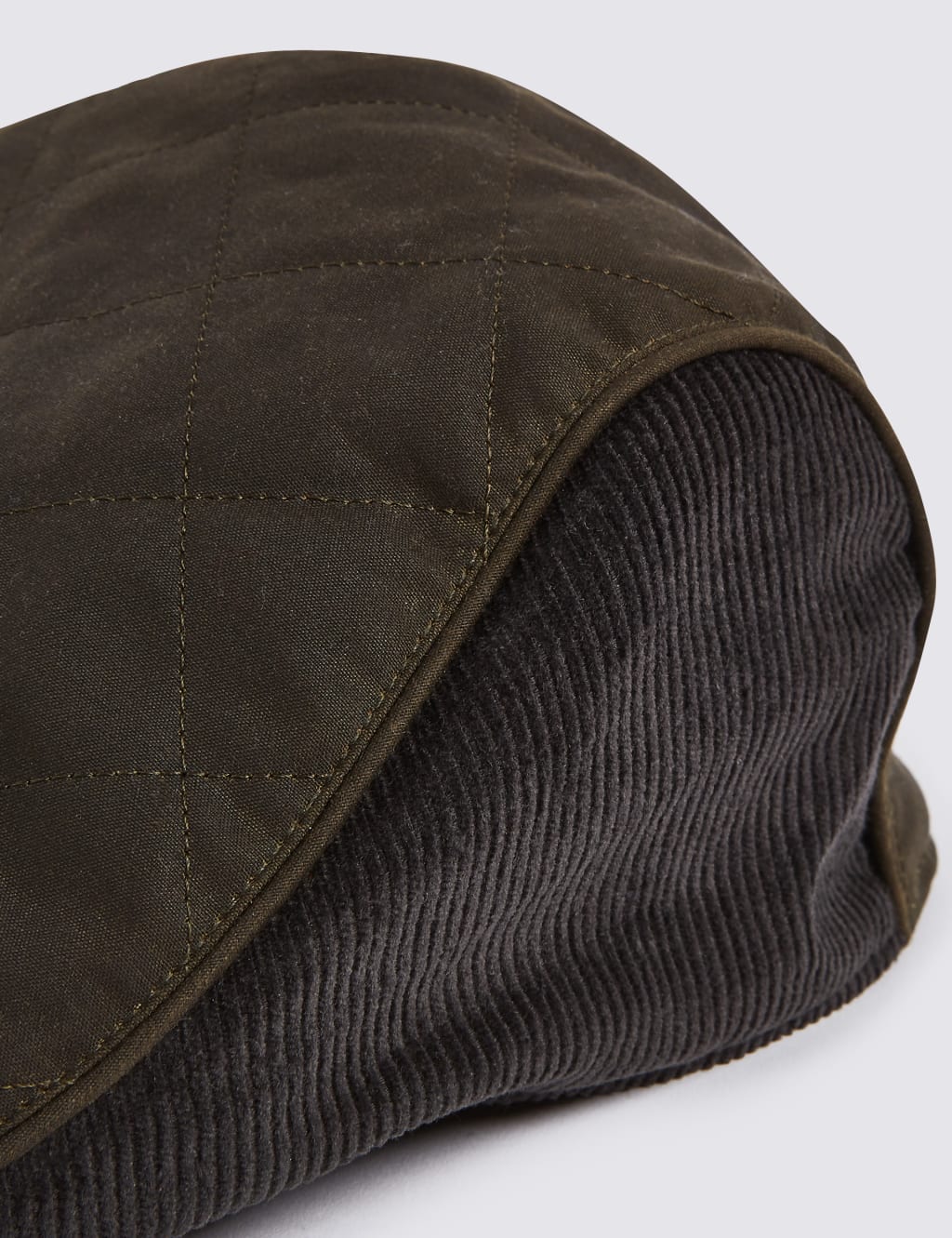 Pure Cotton Waxed Quilted Thinsulate™ Flat Cap with Stormwear™ 2 of 3