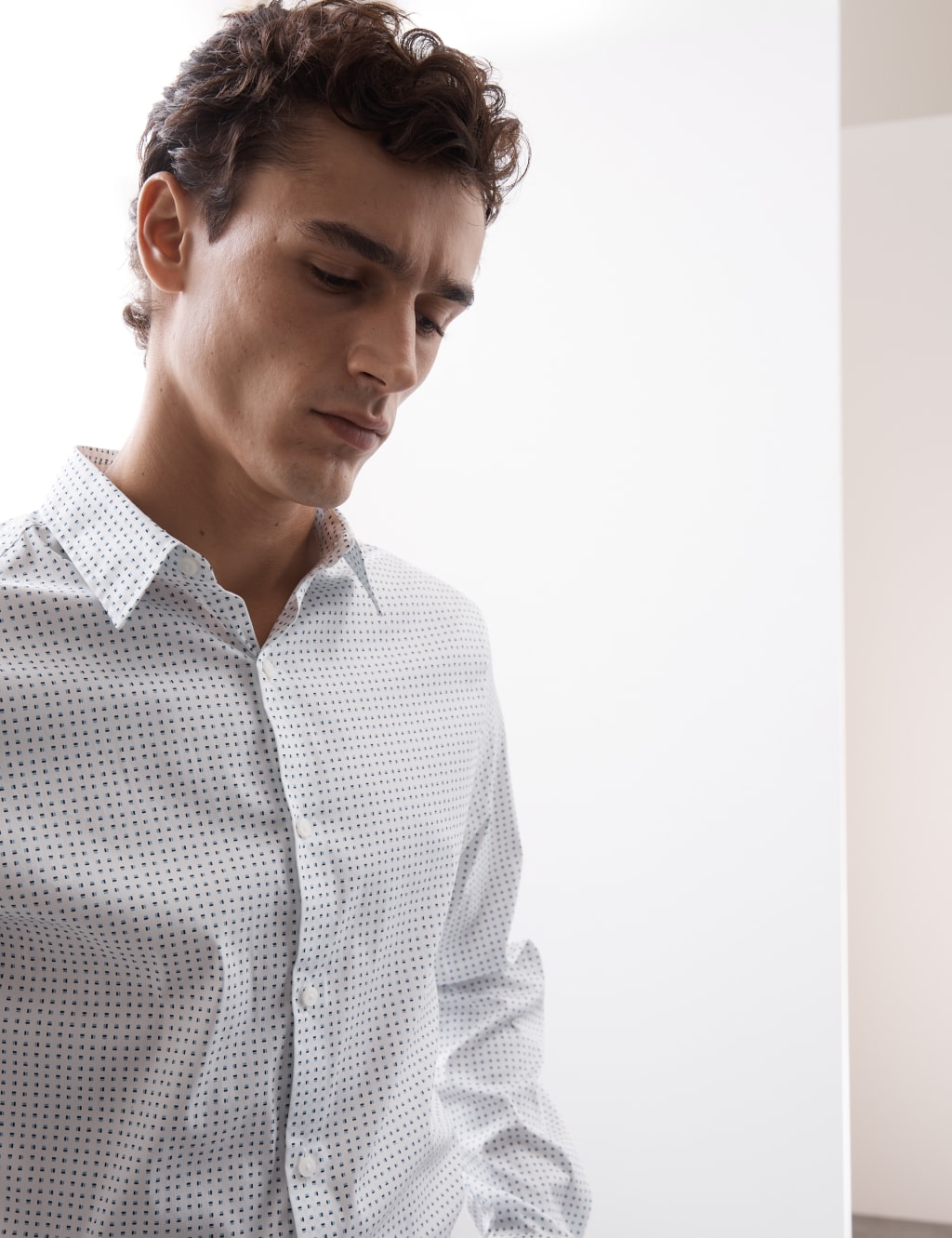 Slim Fit Performance Print Shirt 6 of 7
