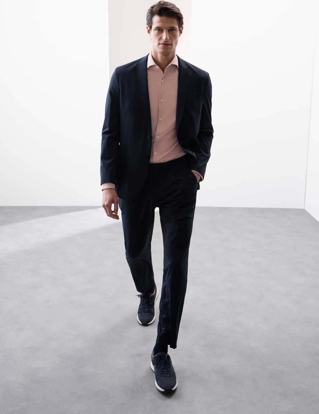 Tailored Fit Stretch Performance Shirt 4 of 7