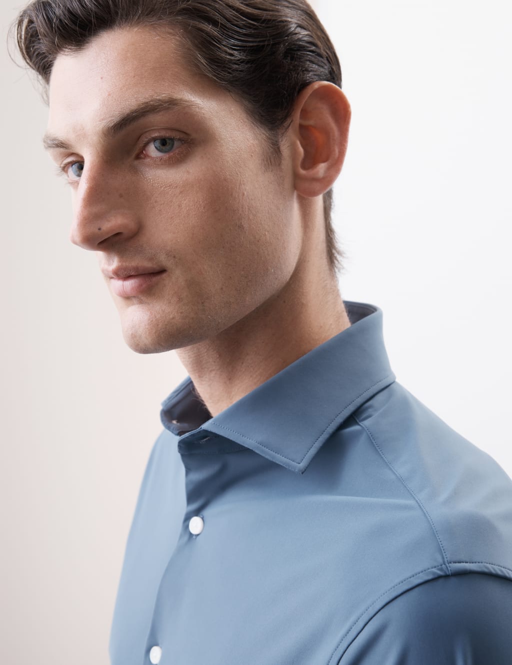 Tailored Fit Stretch Performance Shirt 3 of 7