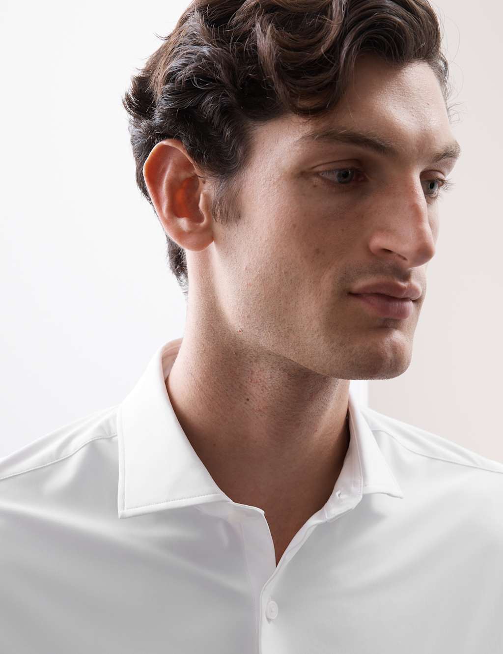 Tailored Fit Stretch Performance Shirt 3 of 7