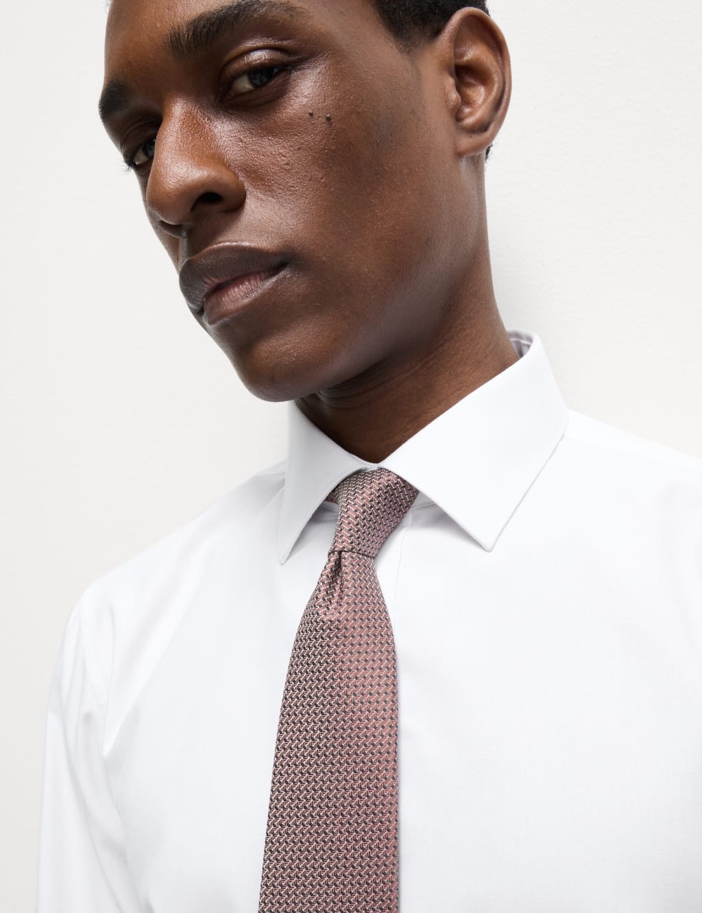 Slim Fit Easy Iron Shirt and Tie 4 of 6