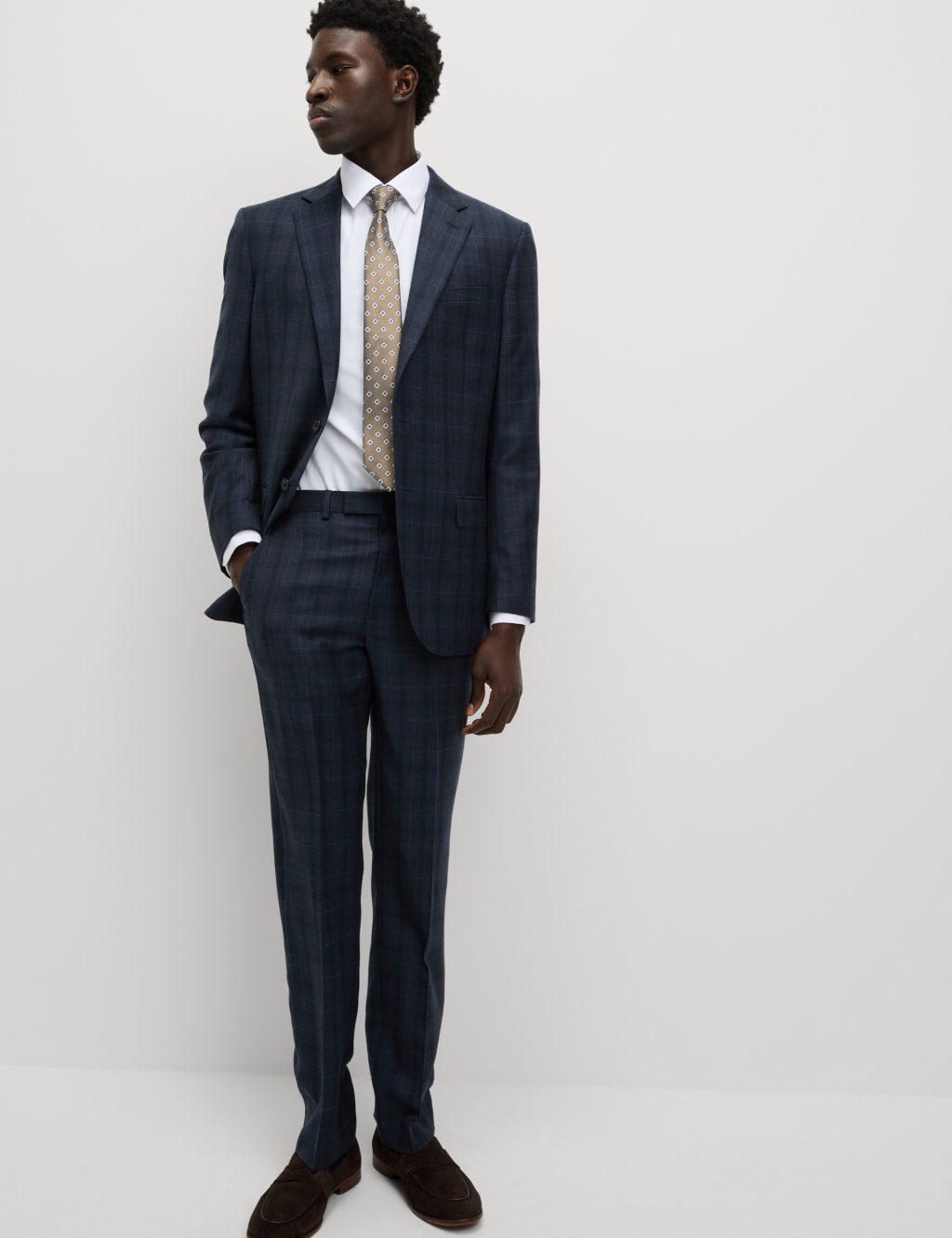 4pc Slim Fit Easy Iron Shirt and Tie Set 6 of 6
