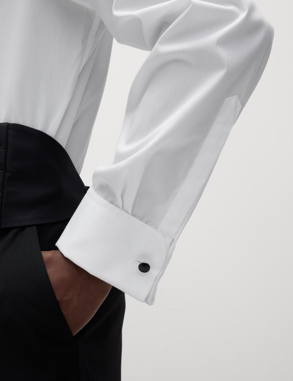 Regular Fit Luxury Cotton Double Cuff Dress Shirt 4 of 8